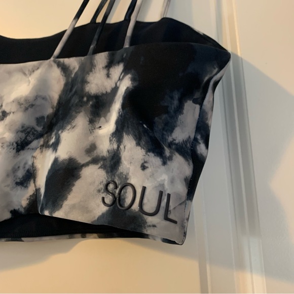 Soulcycle Left Hook Bra size M - Picture 5 of 5